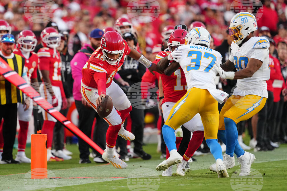 Chargers Chiefs Football