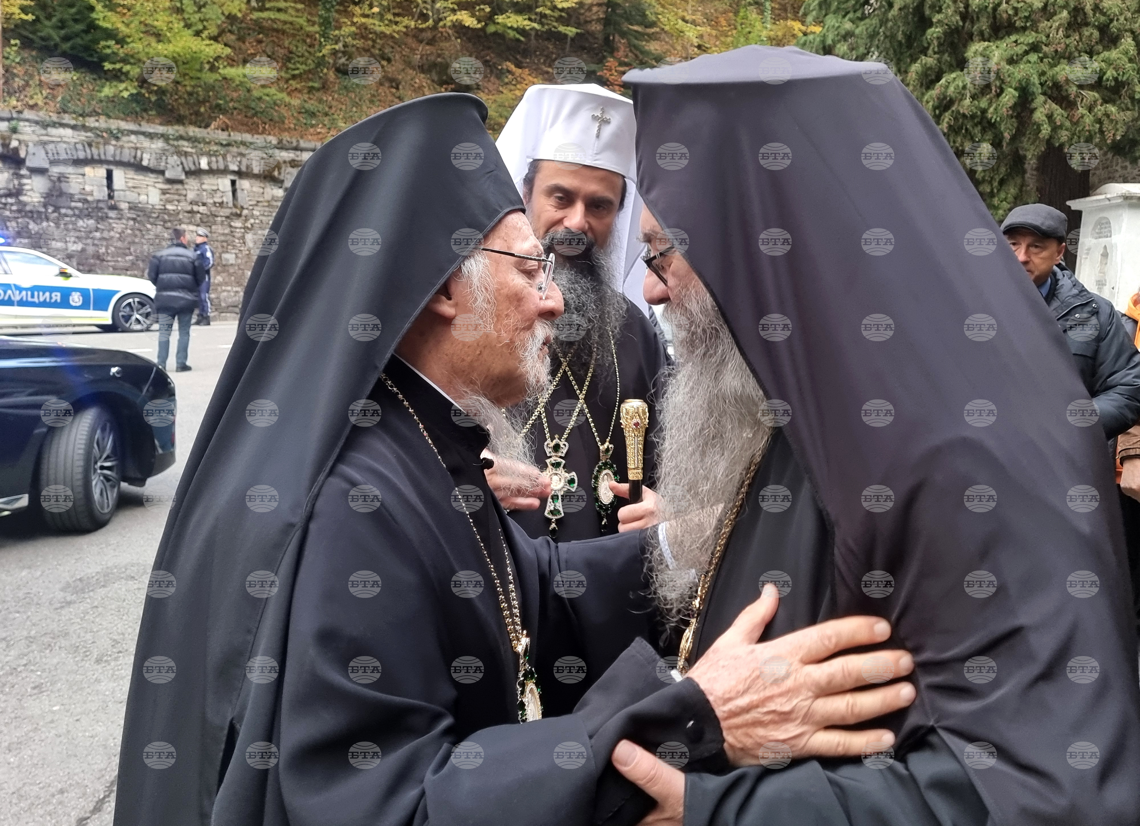 Вселенският патриарх Вартоломей и патриарх Даниил пристигнаха в Рилския манастир за празника на свети Йоан Рилски