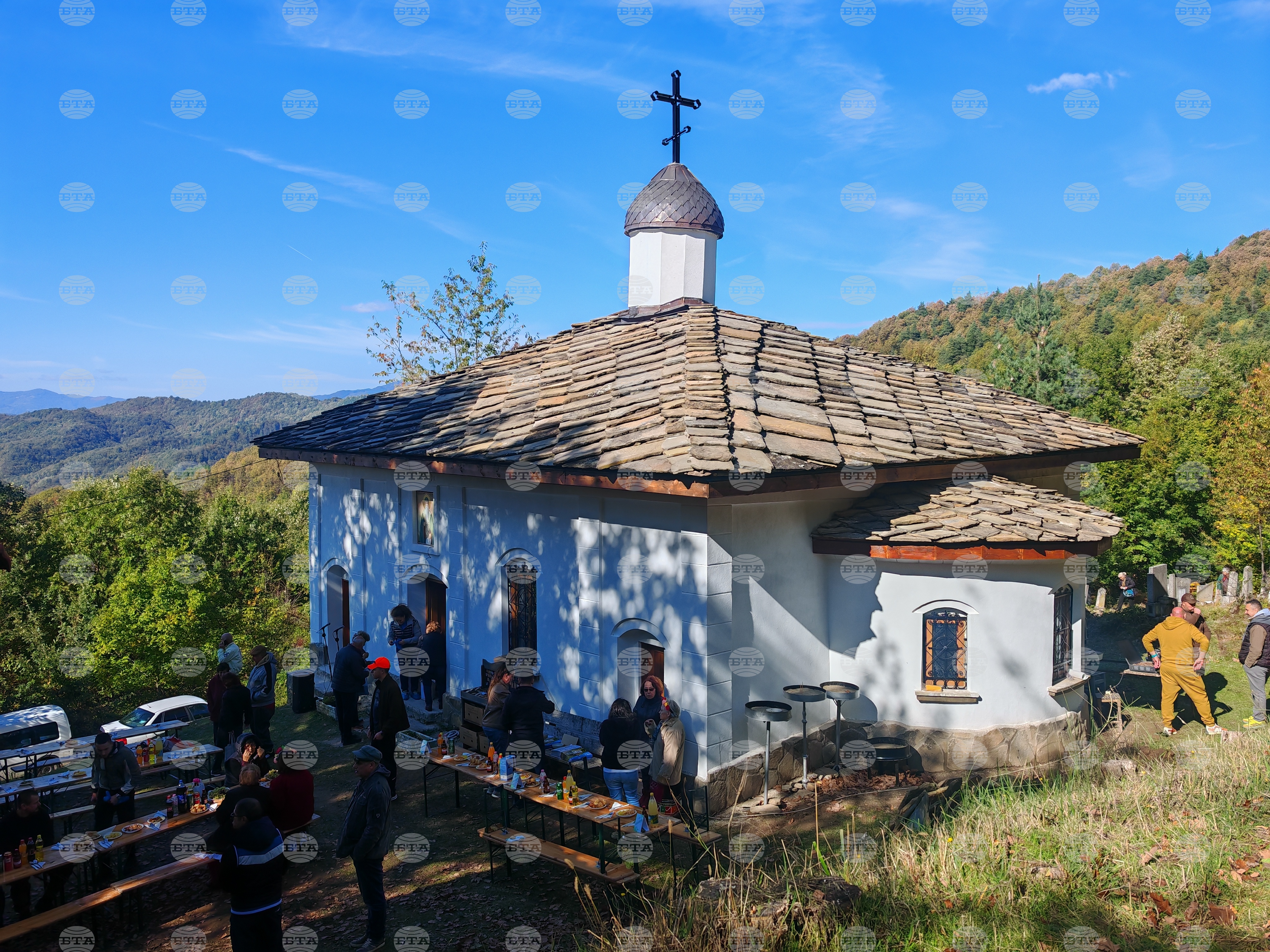 В село Угорелец отбелязаха 100-годишнината на храм „Св. Йоан Рилски“