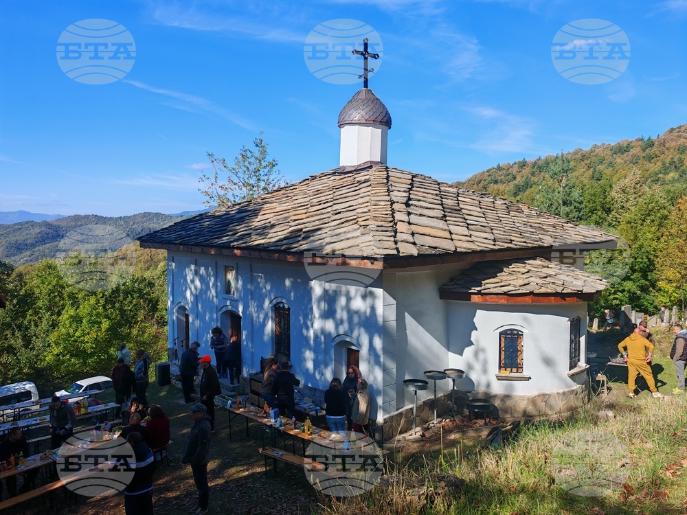 В село Угорелец отбелязаха 100-годишнината на храм „Св. Йоан Рилски“