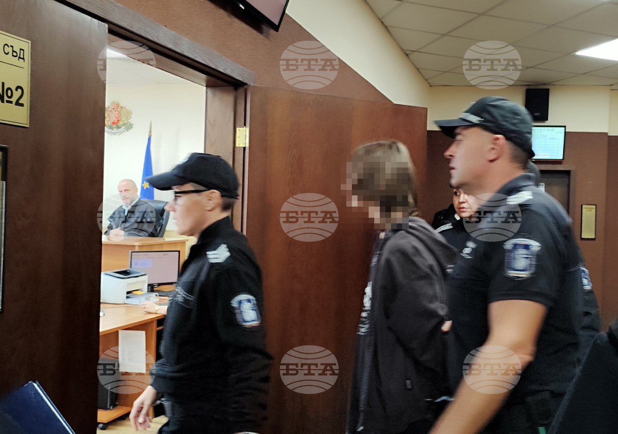 Апелативният съд в Пловдив остави в ареста непълнолетното момче, обвинено за убийството на майка си