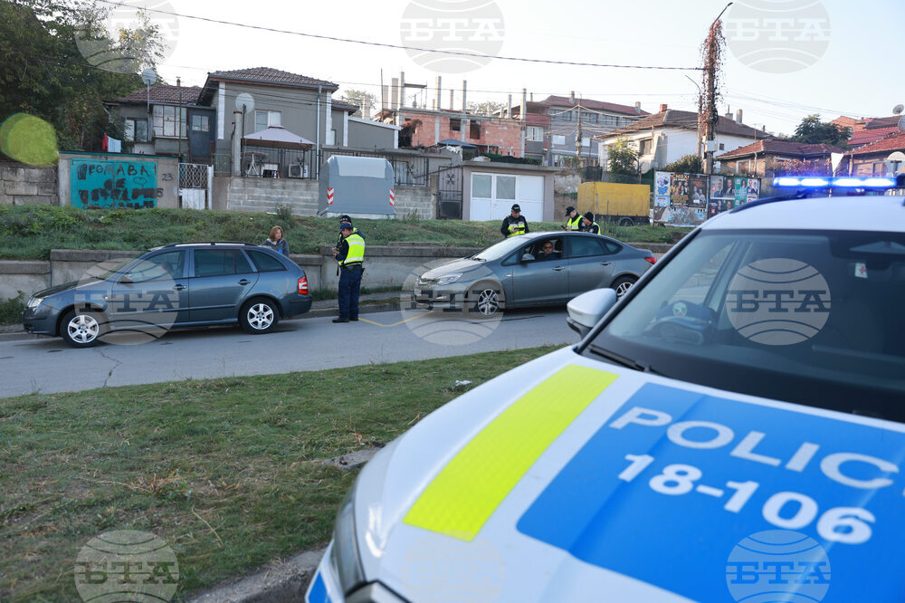 Русенската полиция проверява местен лидер на група с влияние върху изборния процес по време на специализирана операция