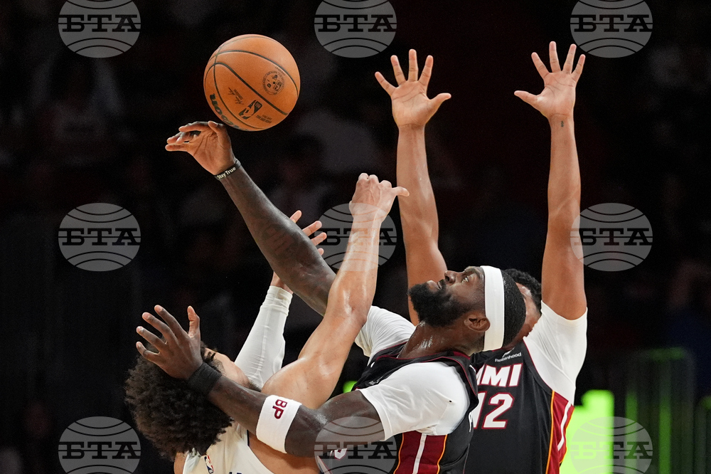 Pistons Heat Basketball