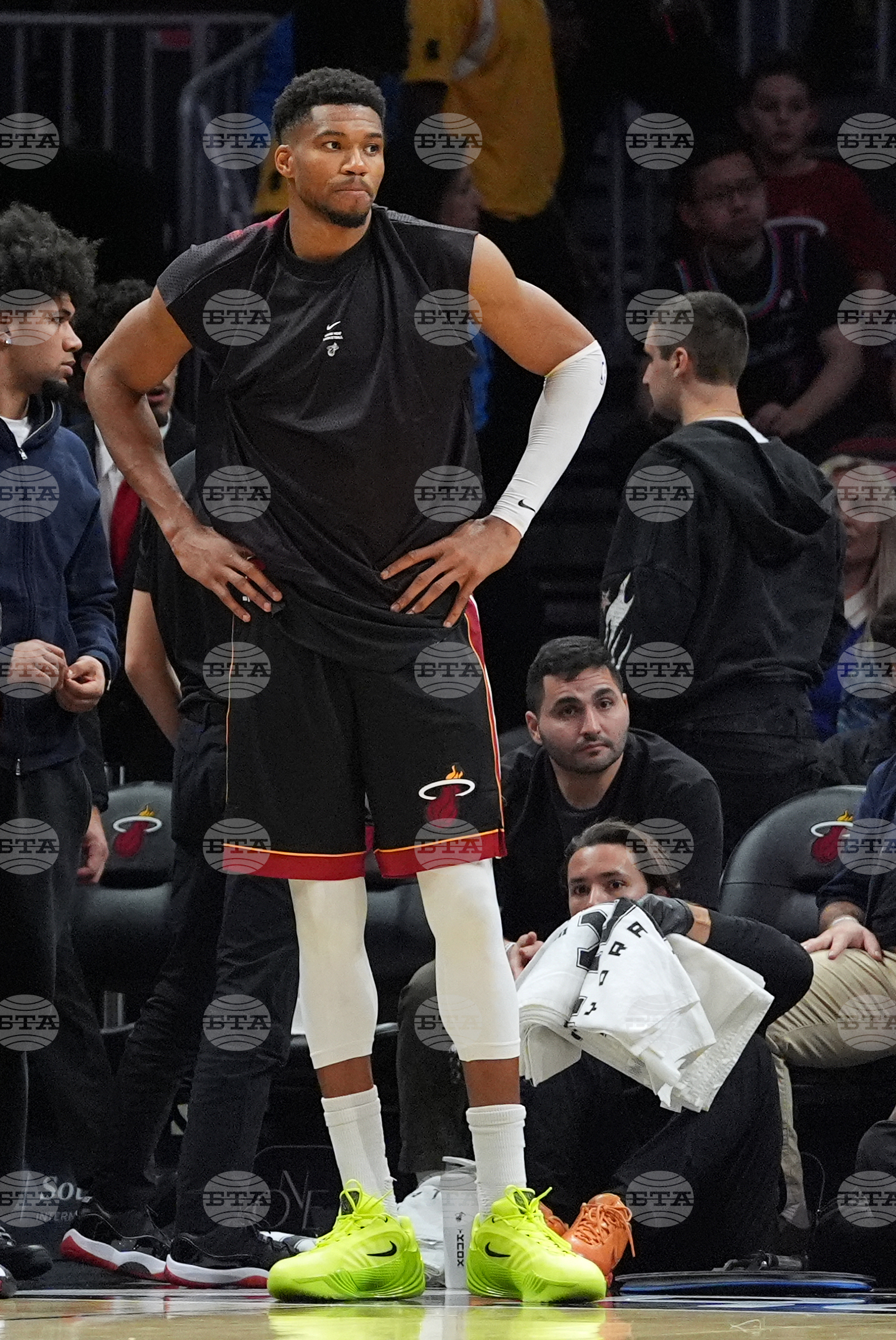 Pistons Heat Basketball
