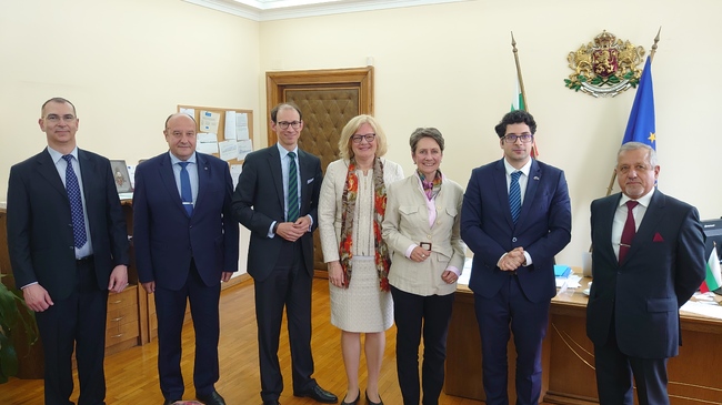 Атанас Пеканов: С международни партньорства стимулираме висококачествена изследователска дейност и задържане на висококвалифицирани кадри в България