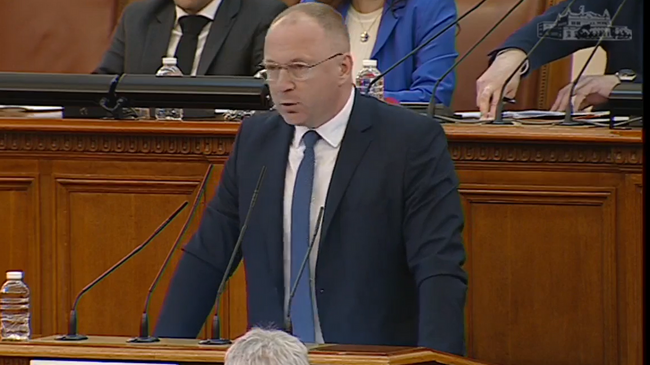 Възраждане: Все още сме роби на европейските велики сили, но и борбата за обединението на България продължава, ще я водим до победа