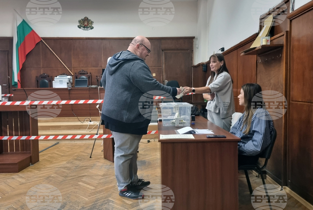 В Съдебната палата в Хасково тече повторното гласуване за членове на Висшия съдебен съвет от прокурорската квота