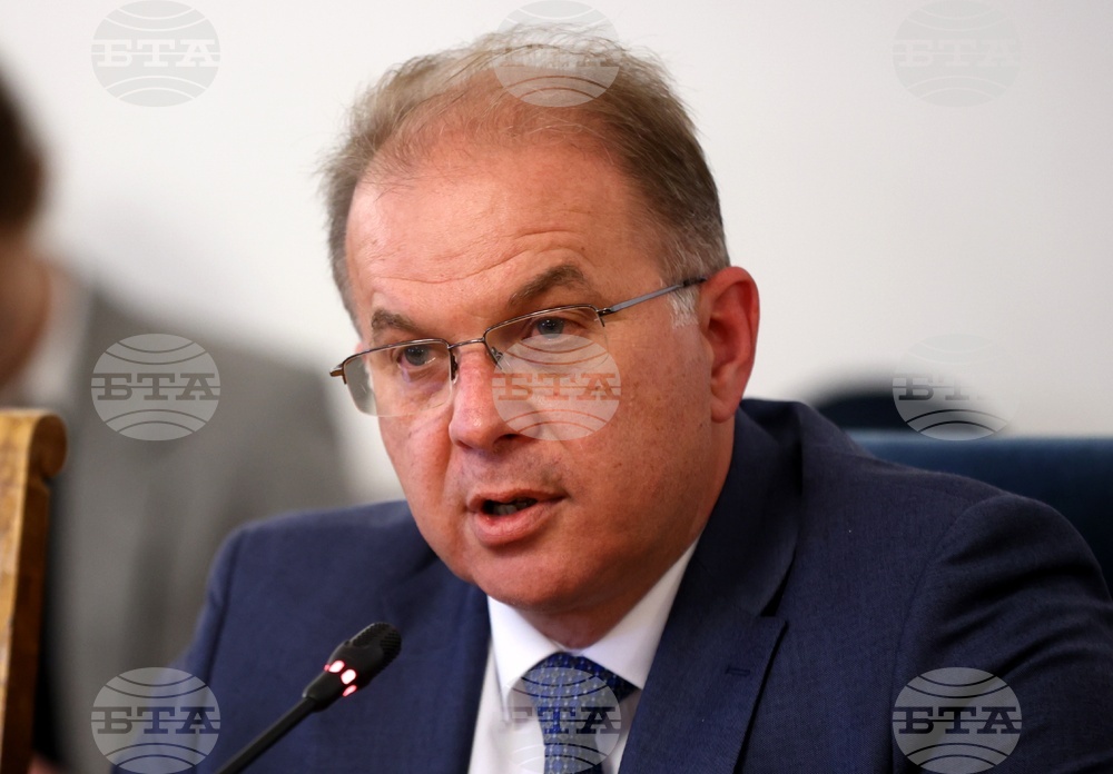 Парламент - Комисия по правни въпроси