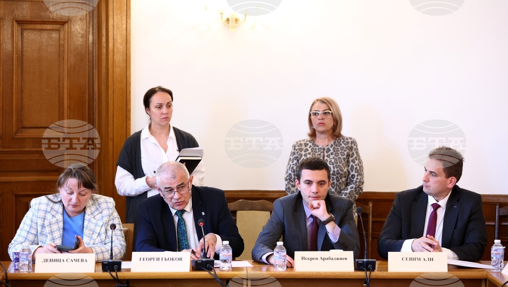 Парламентарната Комисия по труда, социалната и демографска политика прие вътрешни правила за работа на първото си заседание