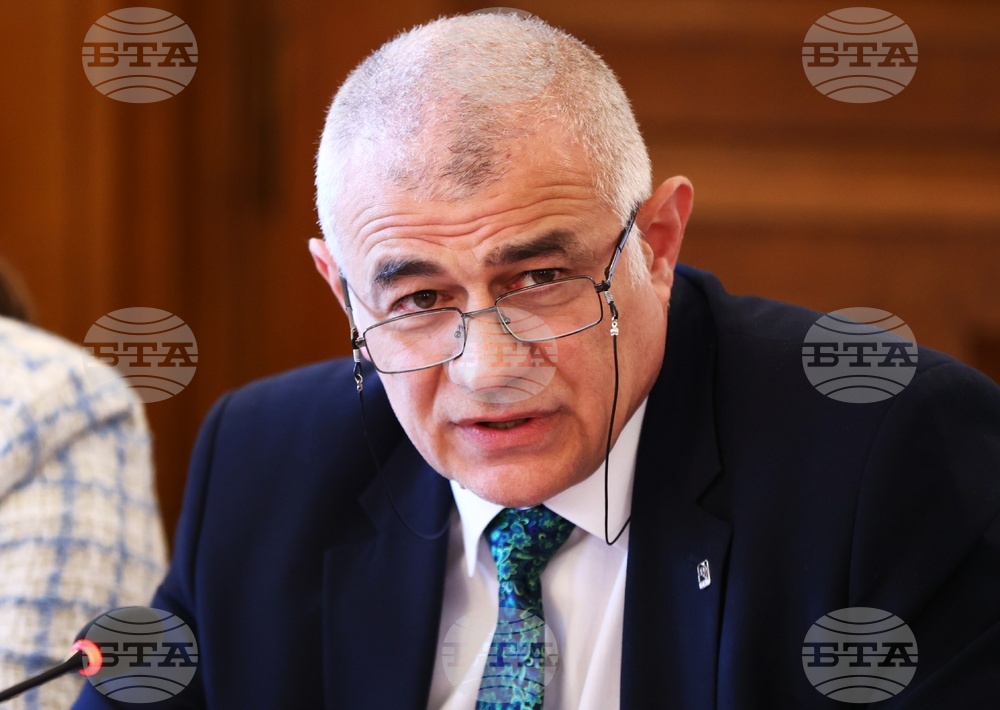 Парламент - Комисия по труда, социалната и демографската политика