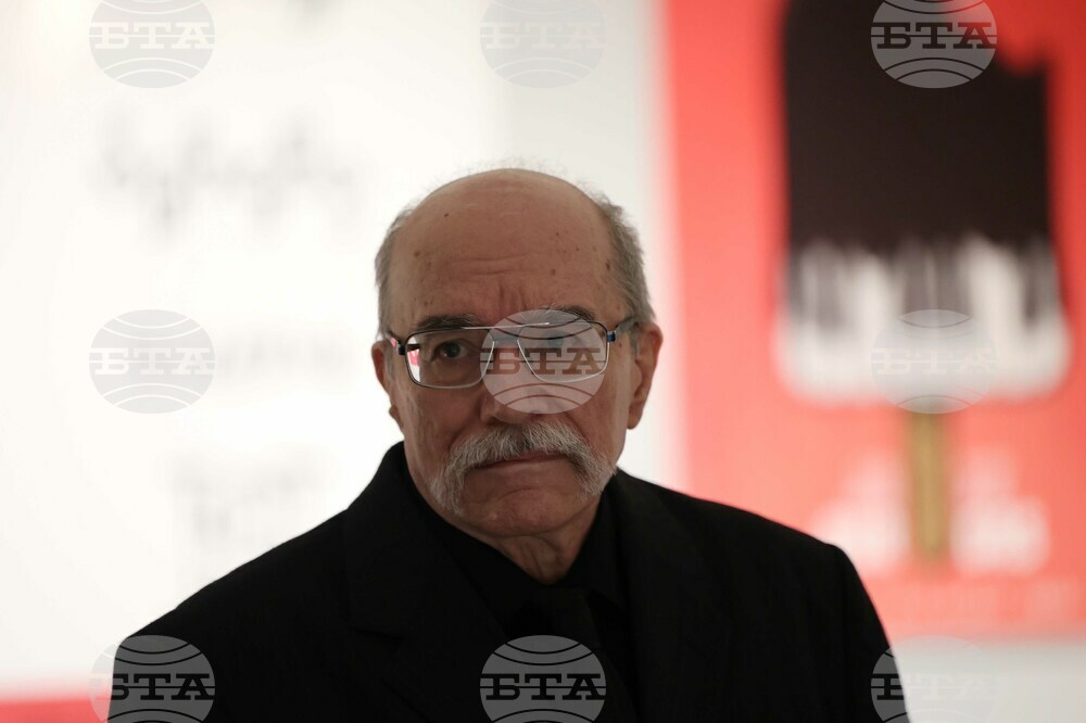 Проф. Иван Газдов пред БТА: Графикатурата е графика и тур – графично пътуване