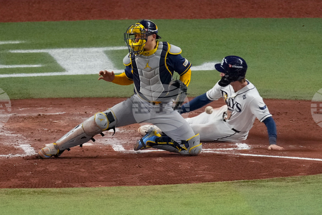 APTOPIX World Series Brewers Rays Baseball