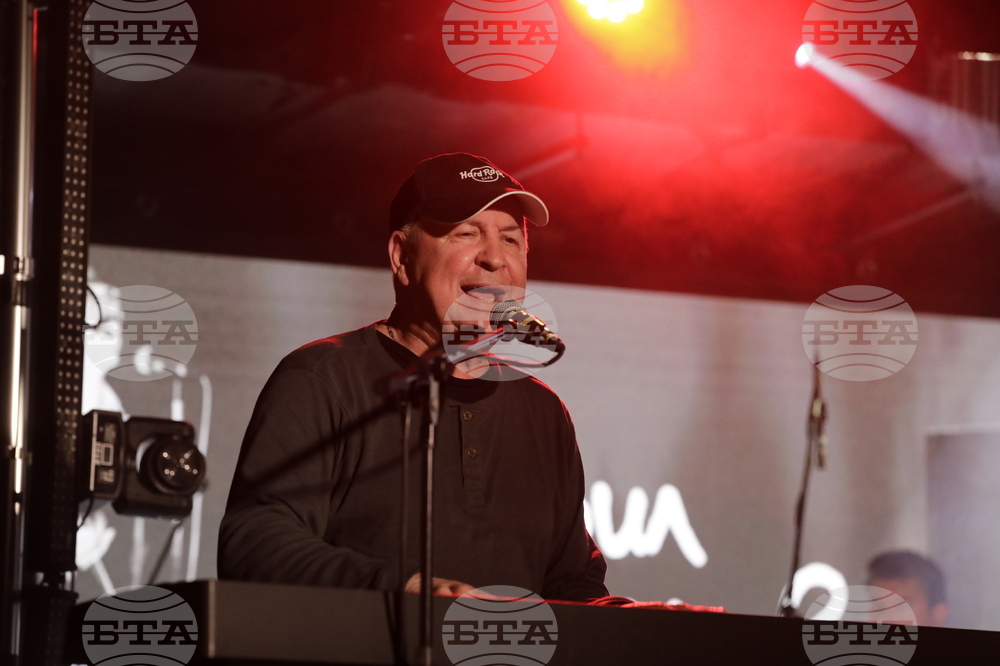 „На прага на времето“ - автобиографична книга - представяне - Валди Тотев