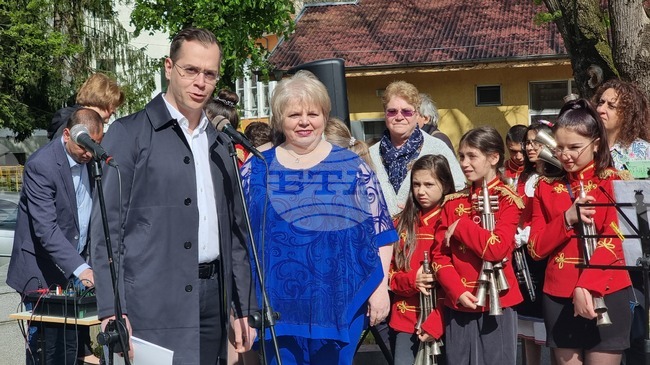 Добрич - Иновативно основно училище „Стефан Караджа“ - празник