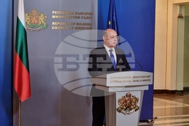 Министерски съвет - Лазар Лазаров - брифинг