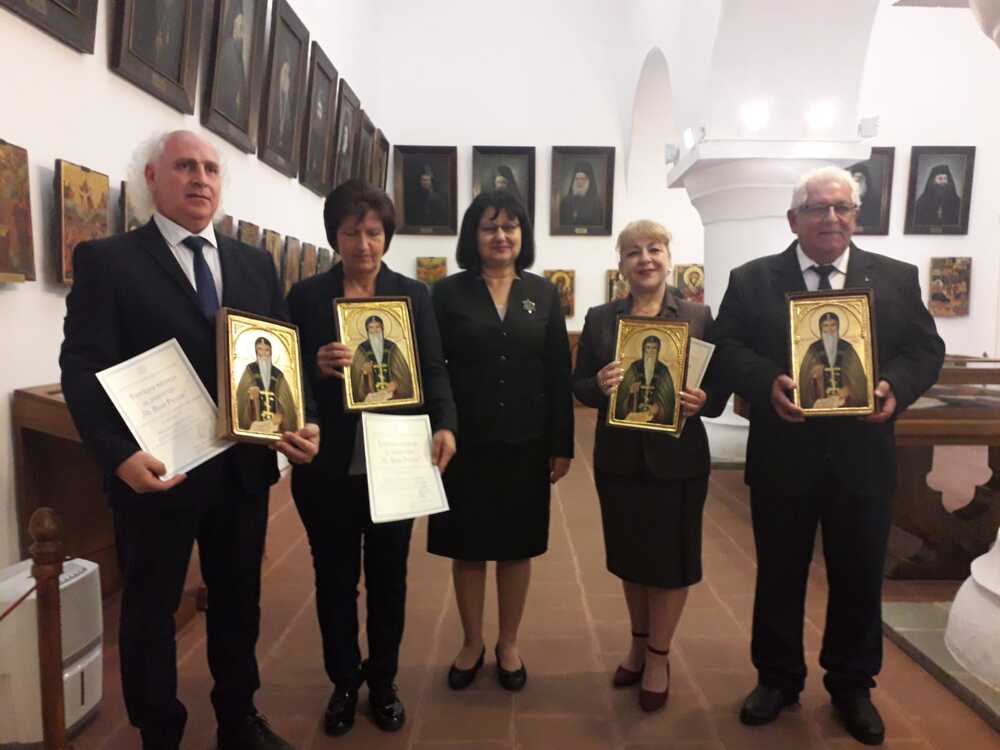 МОН награди директорите на четири училища