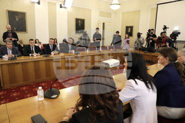 Парламент - ГЕРБ-СДС - ИТН - среща