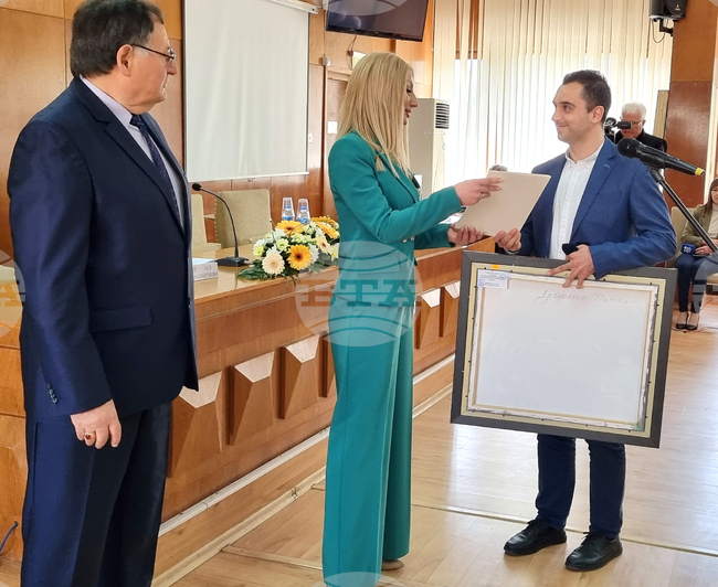 Шумен - Общински съвет - тържествена сесия