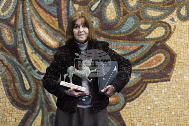 Асоциация "Българска книга" обяви годишните награди "Златен лъв" в две категории