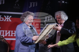 Церемония "Мъж на годината" - номинация - грамота - Манол Пейков