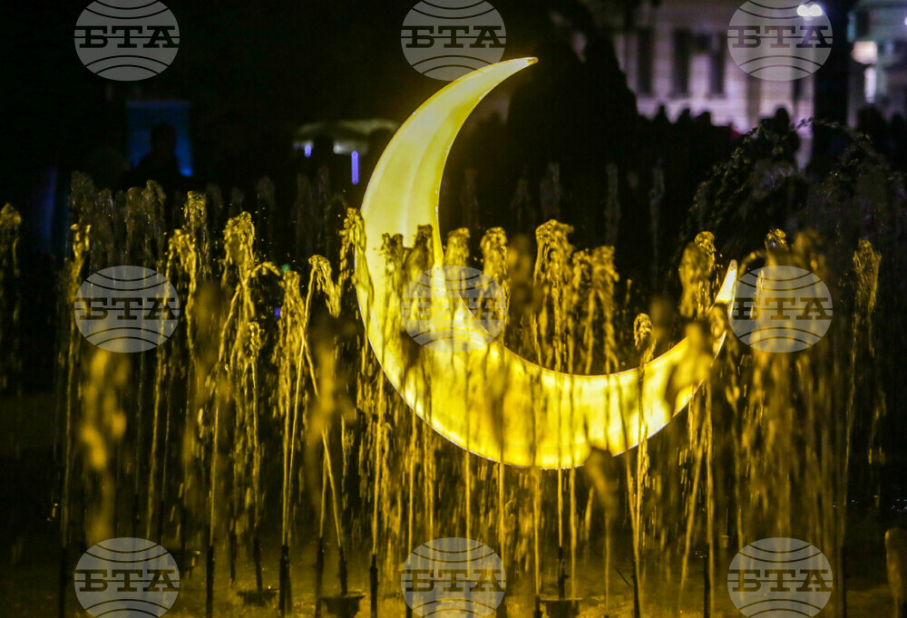 Фестивал на светлините Lunar - Народен театър - фонтани