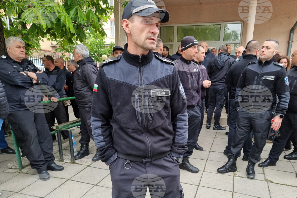 Затвор - надзиратели - протест