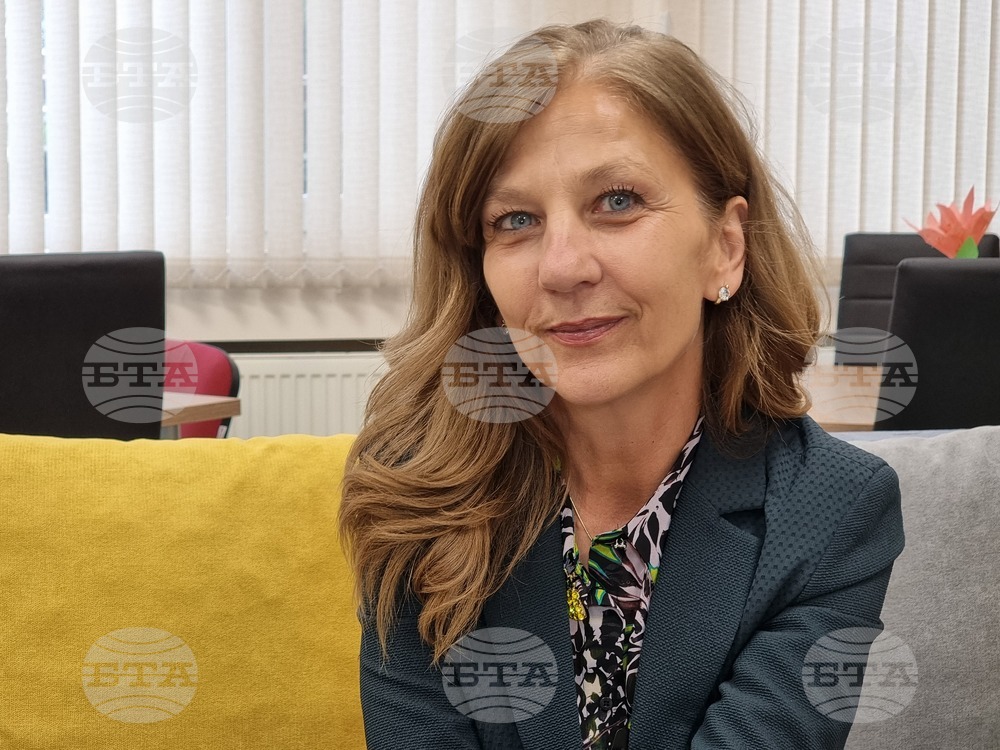 Близо 150 самотноживеещи от община Велико Търново получават почасови здравно-социални услуги по проект за две години