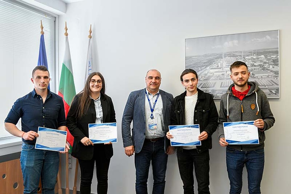 АЕЦ Козлодуй: Нови студенти се присъединиха към стипендиантската програма на атомната централа 