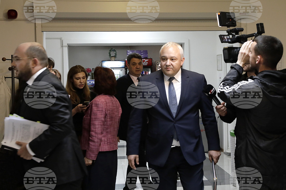 Interior Minister: Request for Prosecutor General's Removal Has Political Flavour