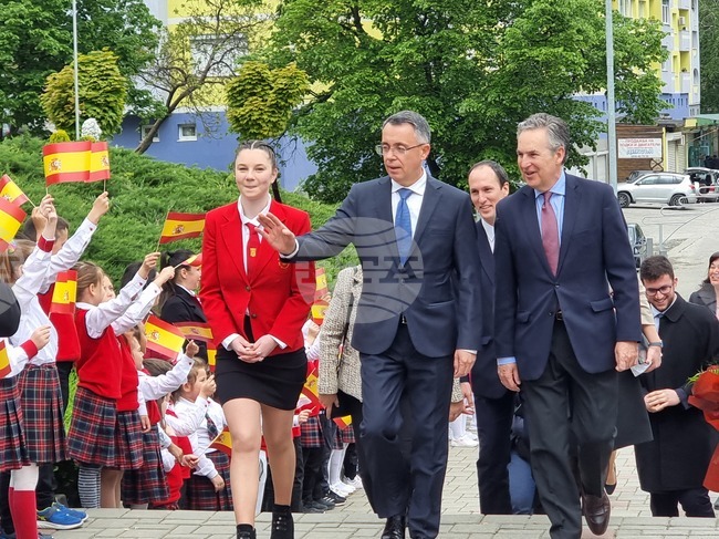 Кърджали - Месец на Испания - училище