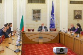 Парламент - Росен Желязков - български евродепутати - разговори