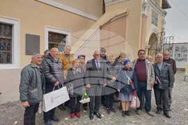 Румъния - музей - фототипно копие на Рибния буквар - дарение