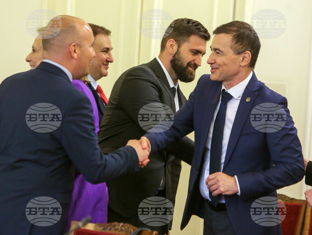 Парламент - български евродепутати - разговори