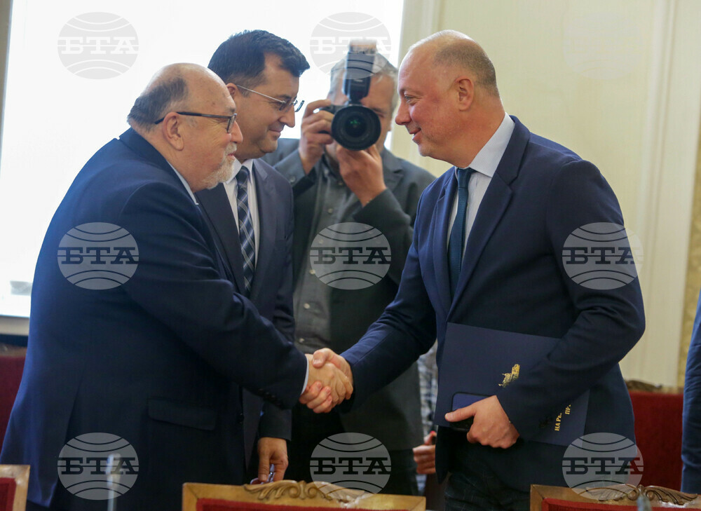 Парламент - Росен Желязков - български евродепутати - разговори