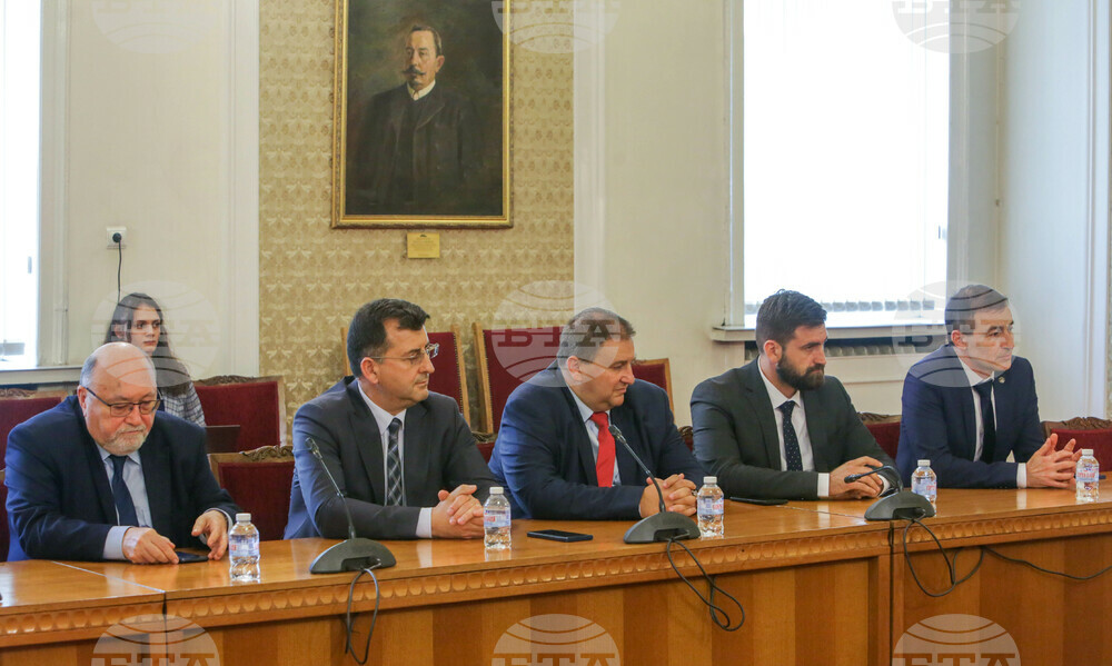 Парламент - български евродепутати - разговори