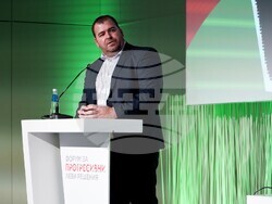 Снимка: Цветелина Пенкова – евродепутат