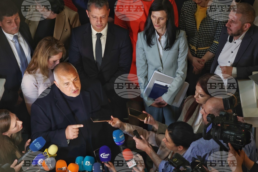 Парламент - Мария Габриел - ГЕРБ-СДС - ПП-ДБ - среща - Бойко Борисов - изявление