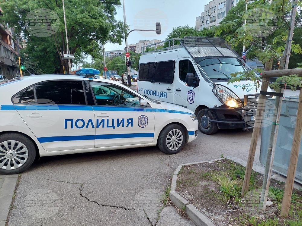 През изминалото денонощие 32 души са пострадали при 21 катастрофи в страната