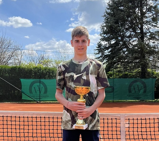 Димитър Кисимов отпадна на сингъл на Откритото първенство на Австралия по тенис при юношите