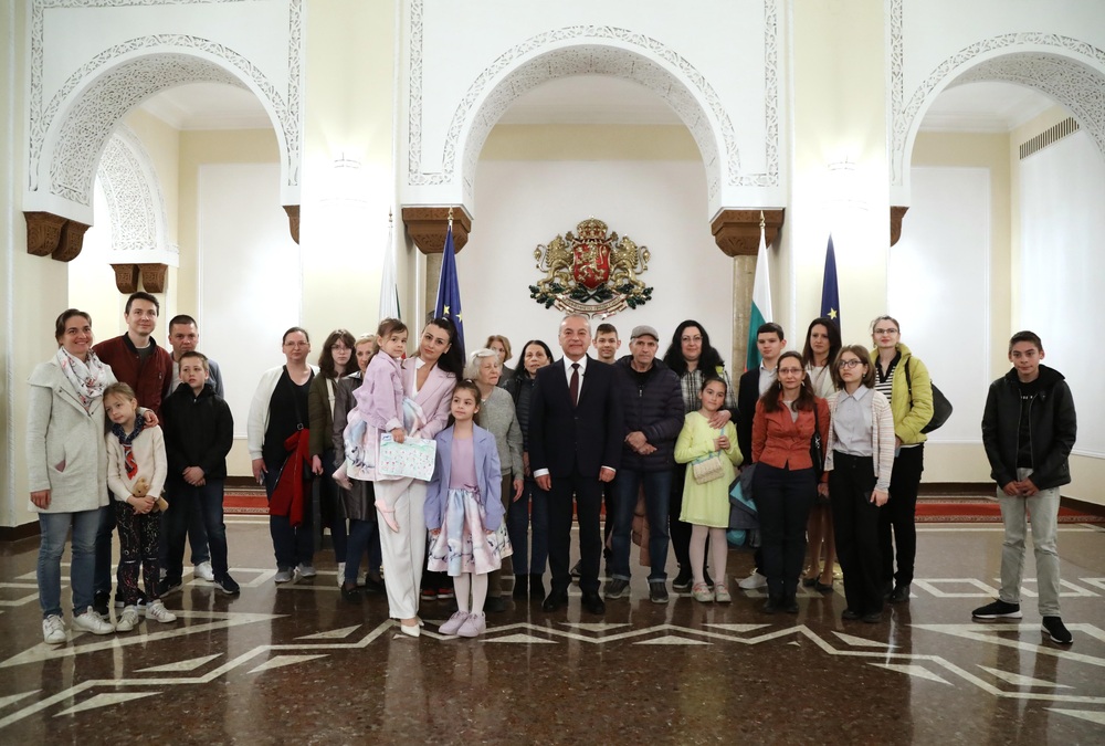 Премиерът Гълъб Донев: Вярвам, че България може да има открито и честно управление