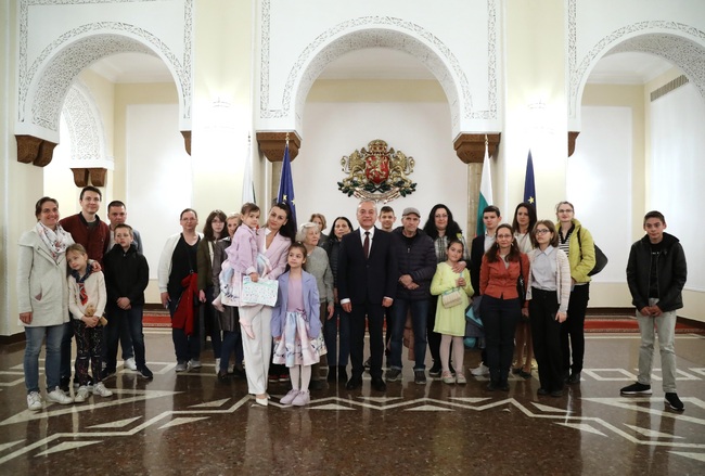 Премиерът Гълъб Донев: Вярвам, че България може да има открито и честно управление