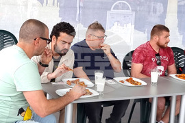 Русе - "Надяждане с люти чушки"