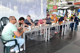 Русе - "Надяждане с люти чушки"