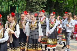 Ловеч - „Люлякова ръченица“ - фестивал