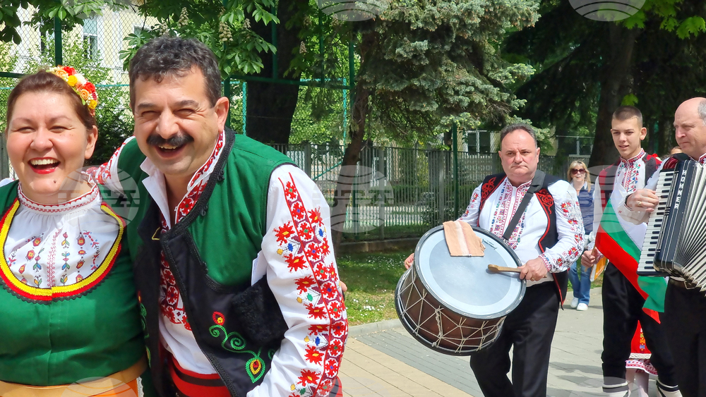 Ловеч - „Люлякова ръченица“ - фестивал