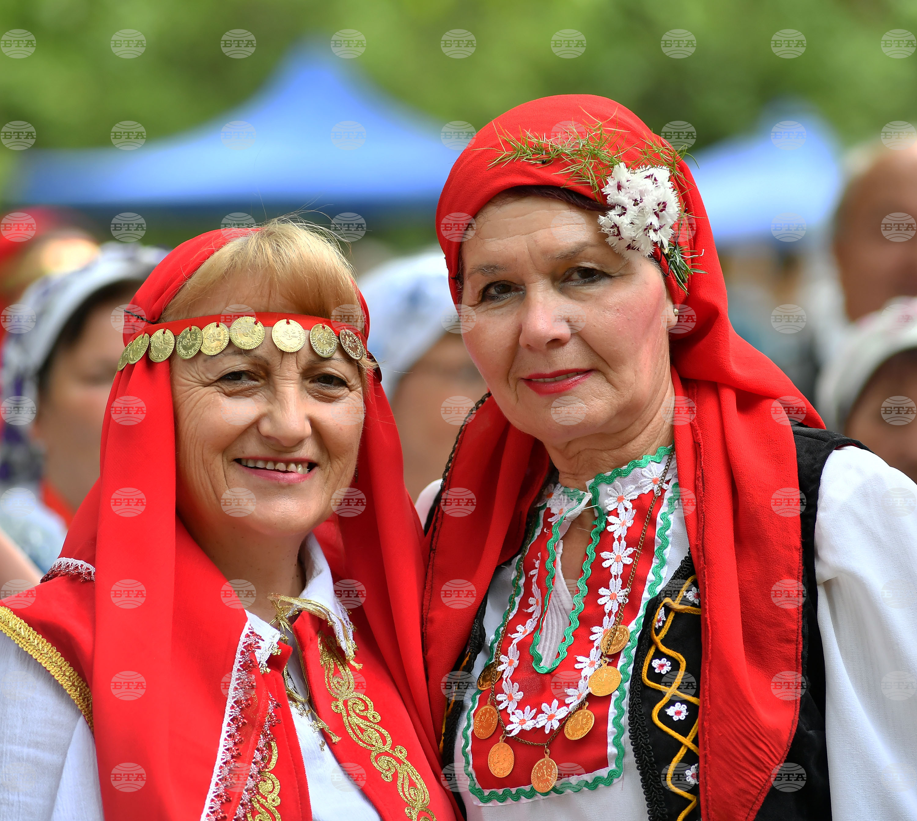 Село Божурово - фолклорен фестивал "Божурите"