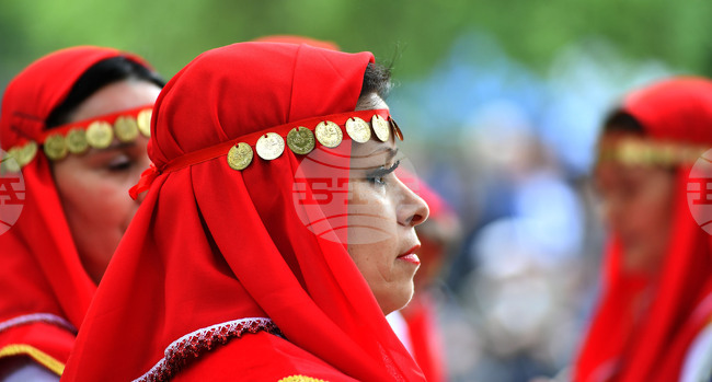 Село Божурово - фолклорен фестивал "Божурите"