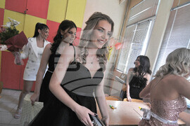 Бургас - Търговската гимназия - абитуриенти