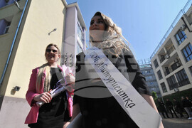 Бургас - Търговската гимназия - абитуриенти