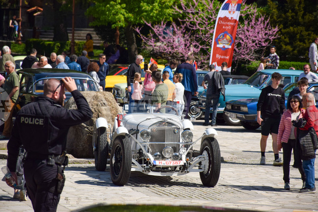 Банско - ретро автомобили - дефиле